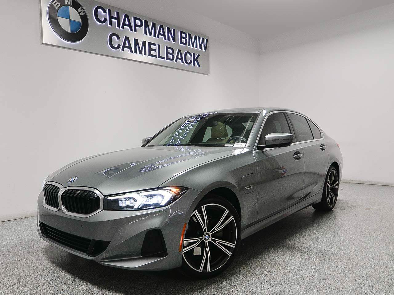 2023 BMW 3-Series 330e
