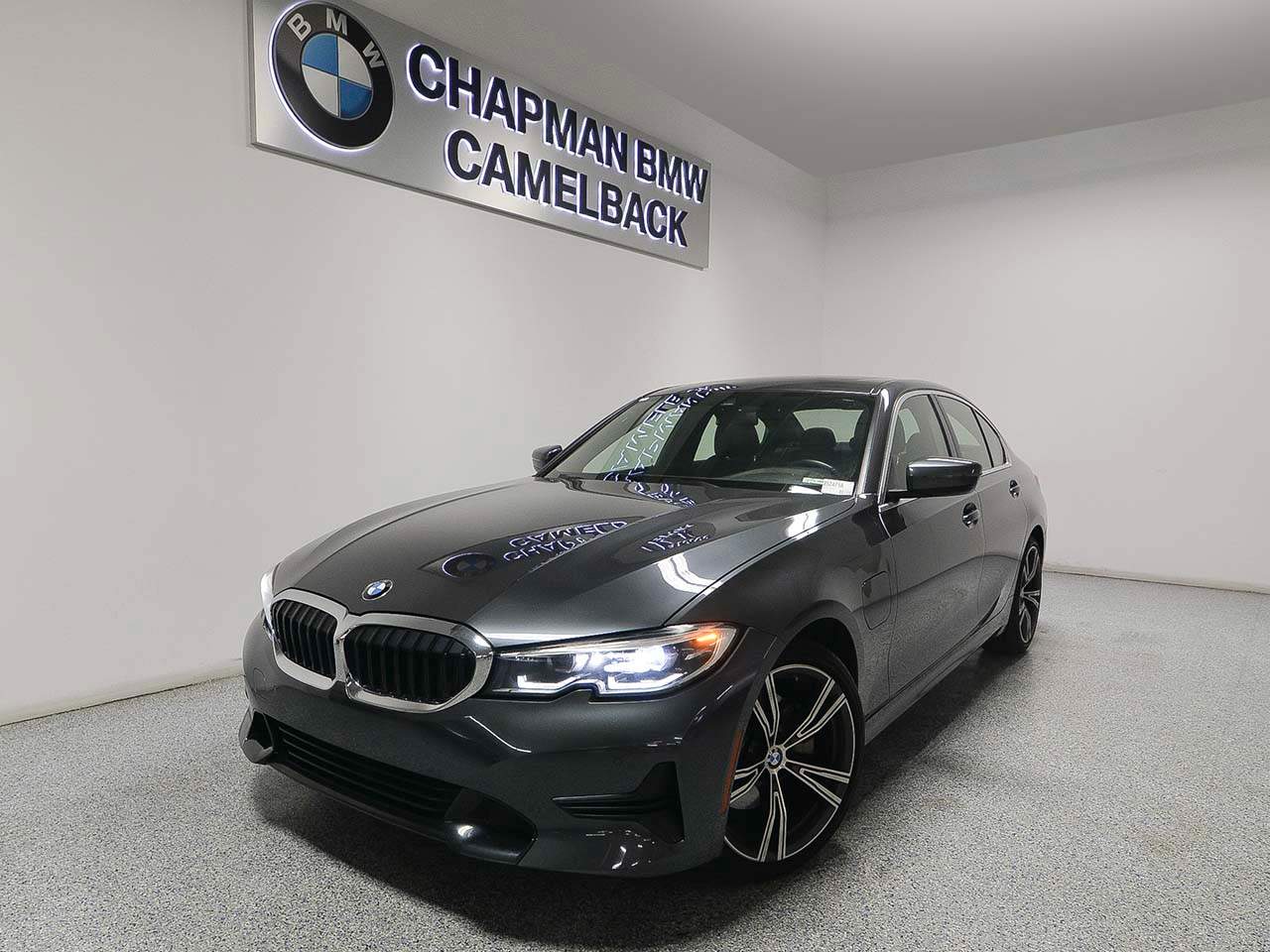 2021 BMW 3-Series 330e