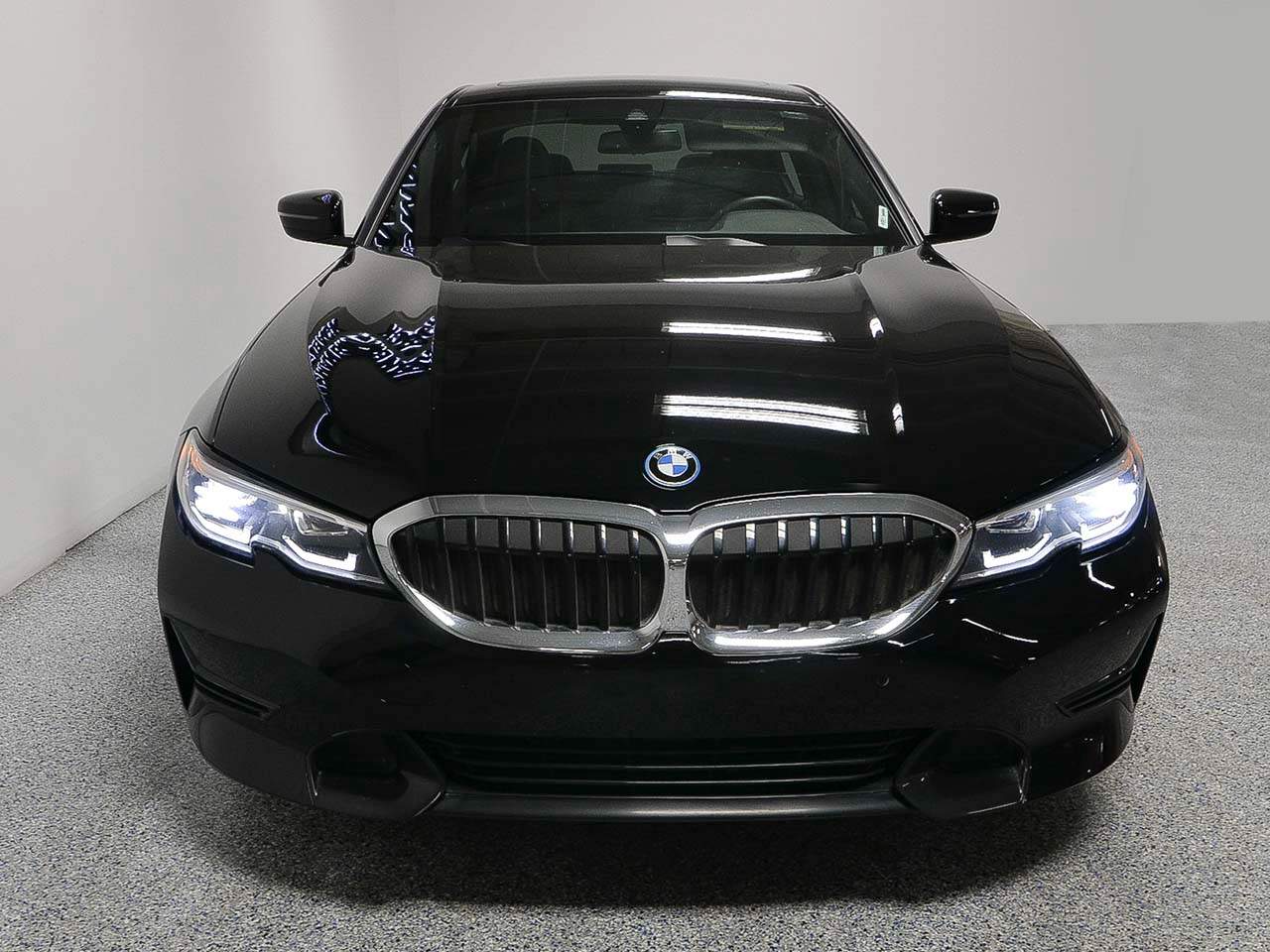 2022 BMW 3-Series 330e