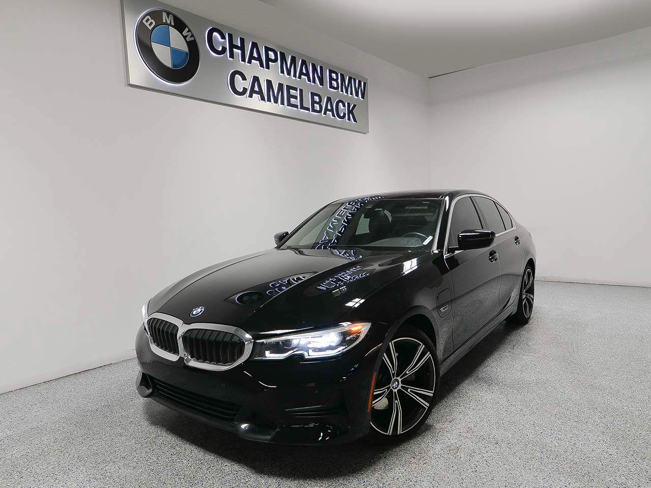 2022 BMW 3-Series 330e