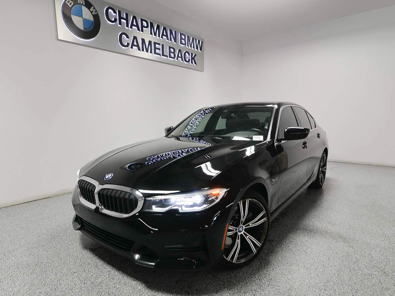 2022 BMW 3-Series 330e