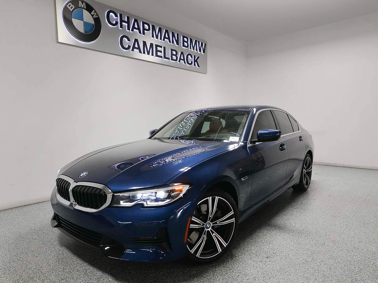 2022 BMW 3 Series 330e