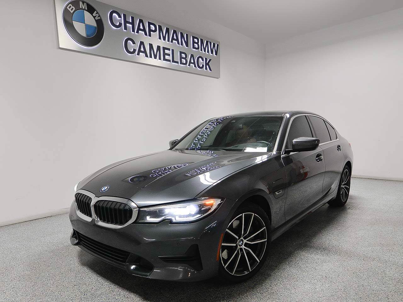 2022 BMW 3-Series 330e xDrive