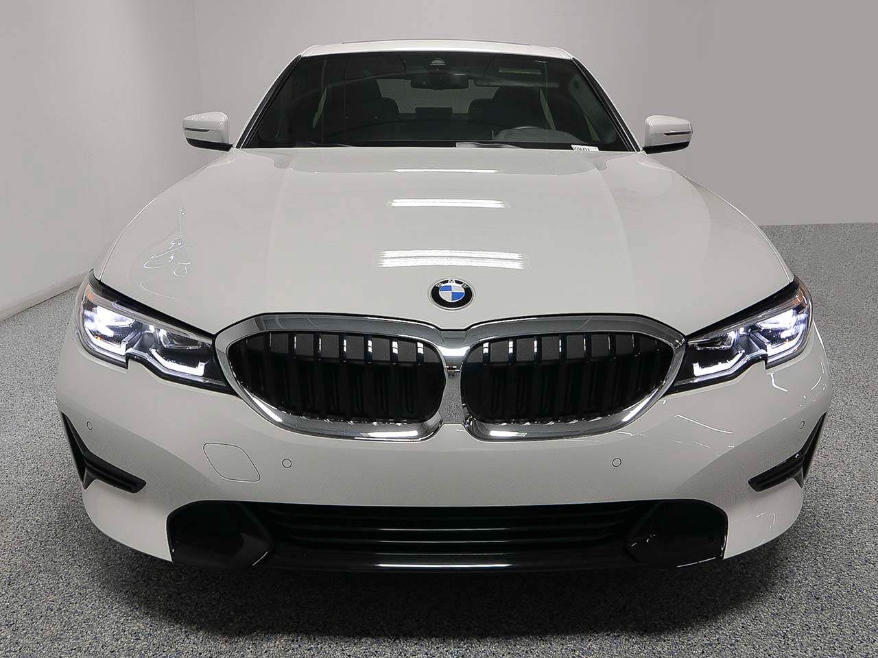 2022 BMW 3-Series 330i