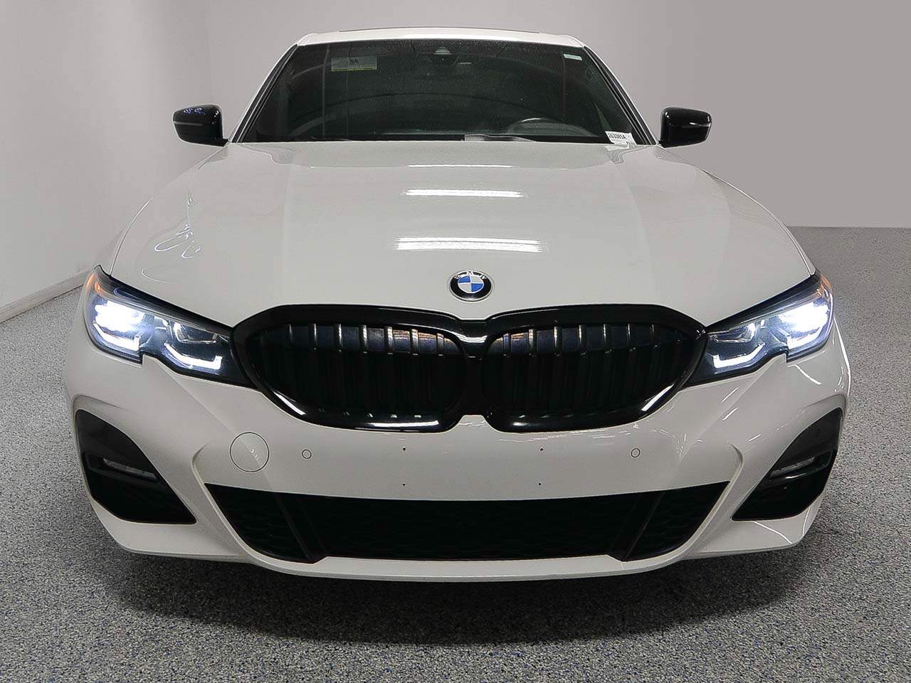 2022 BMW 3-Series 330i