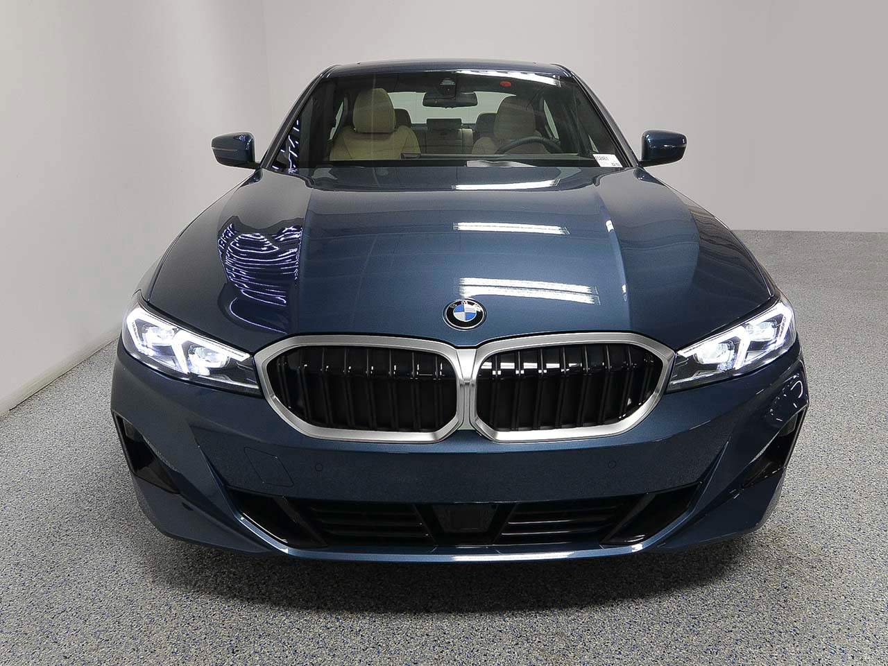2025 BMW 3-Series 330i Sedan