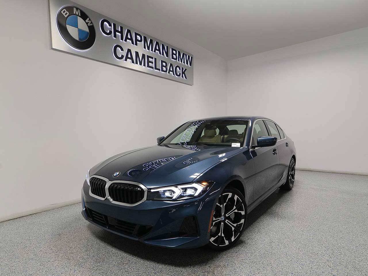 2025 BMW 3-Series 330i Sedan