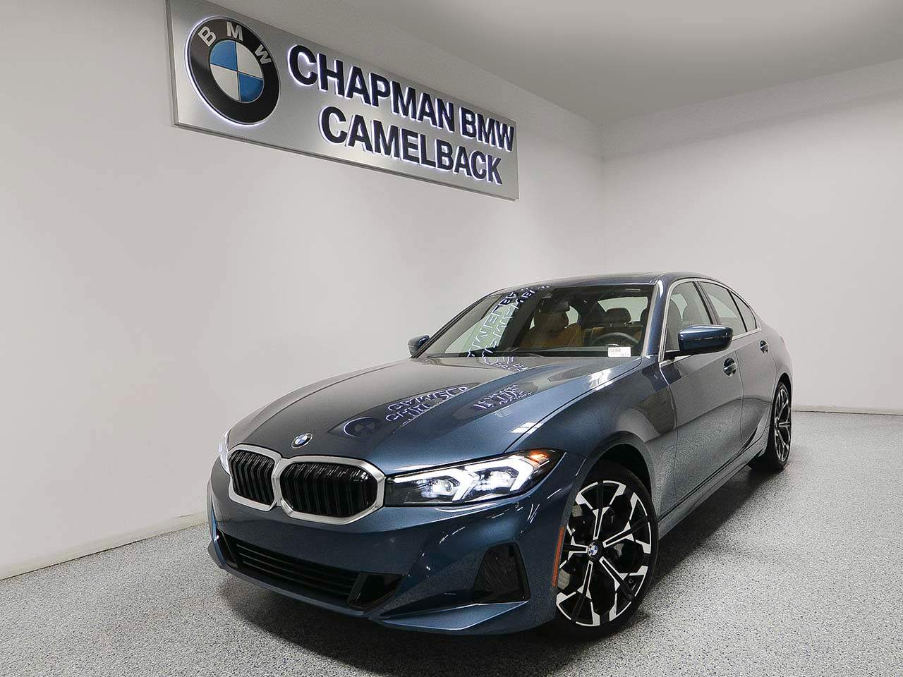2025 BMW 3-Series 330i Sedan