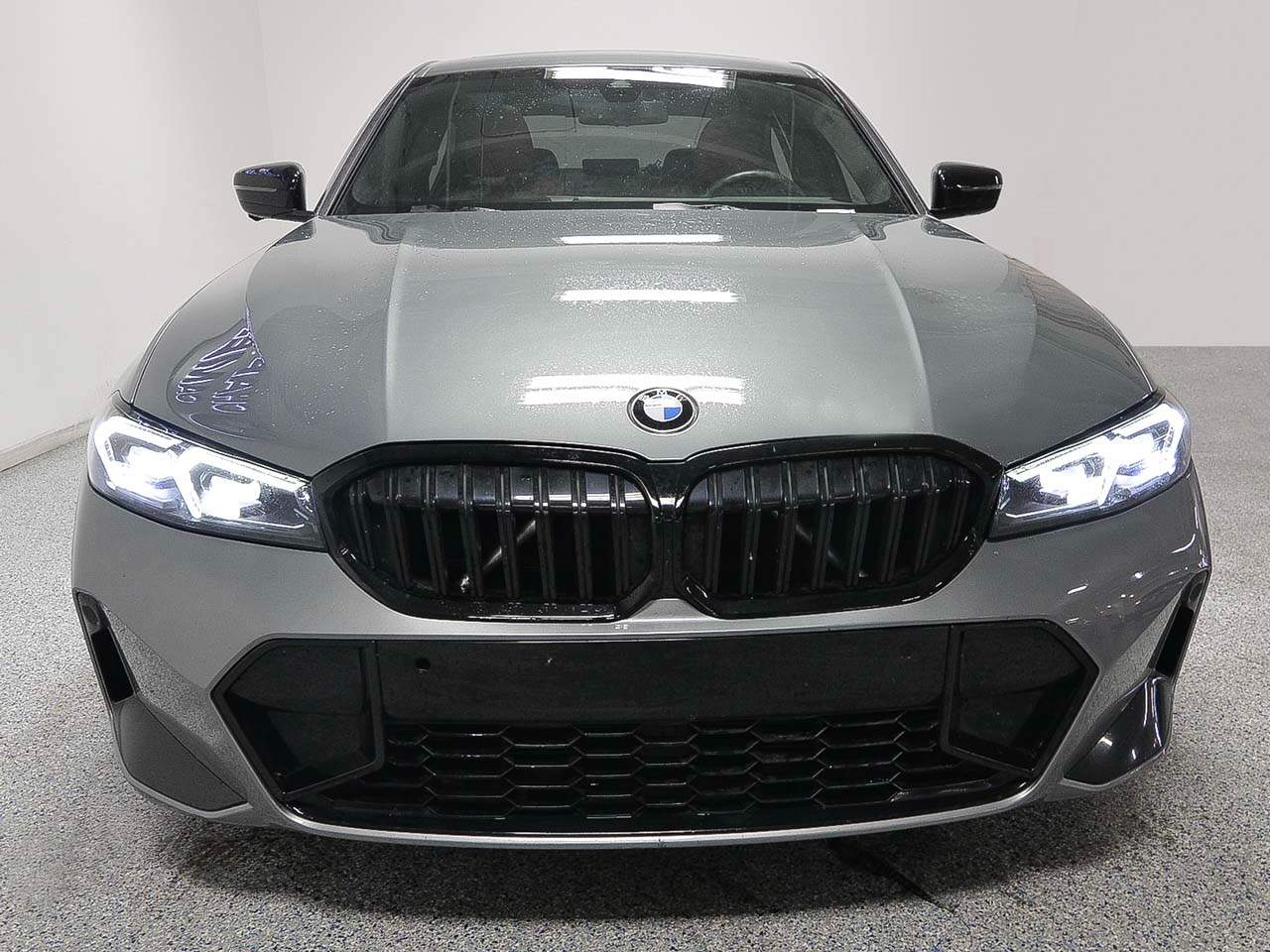 2023 BMW 3-Series 330i
