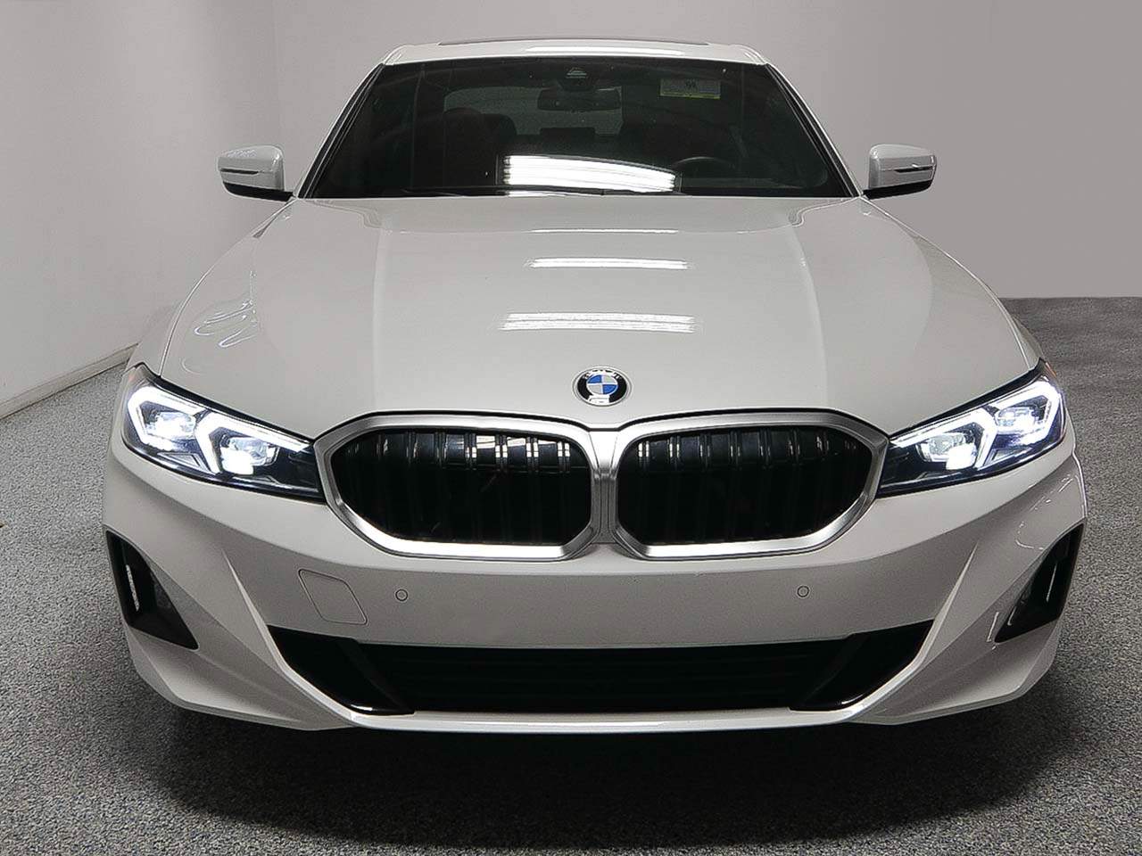 2023 BMW 3-Series 330i