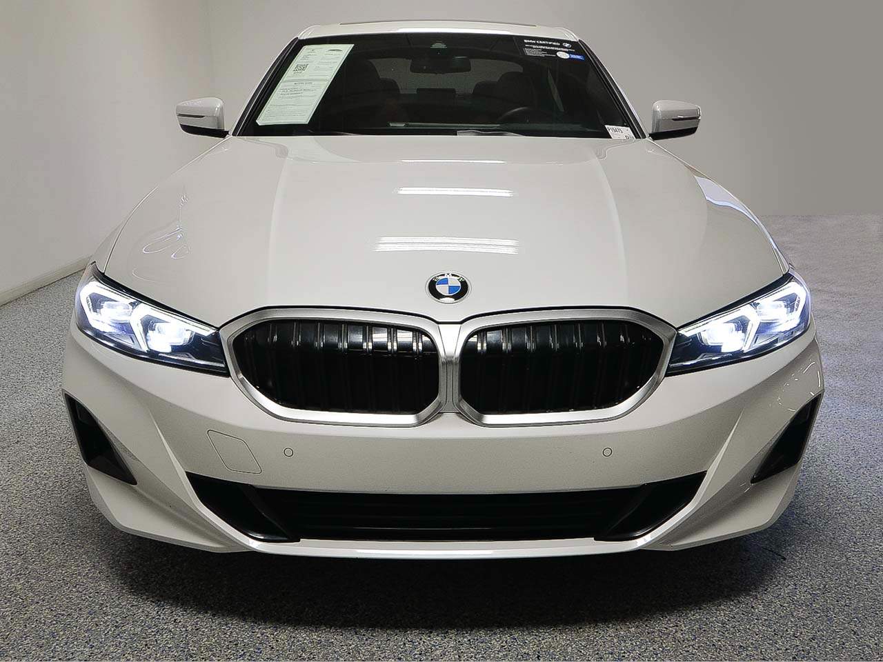 2023 BMW 3-Series 330i