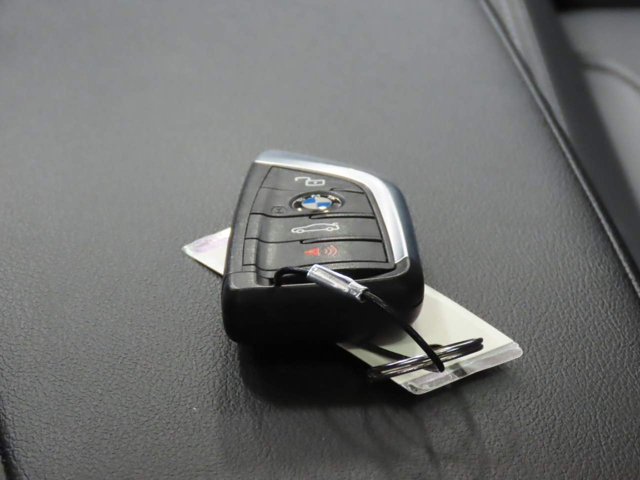 2024 BMW 3-Series 330i