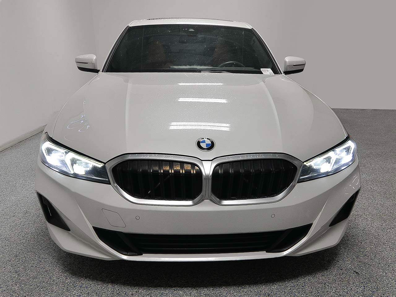 2023 BMW 3-Series 330i