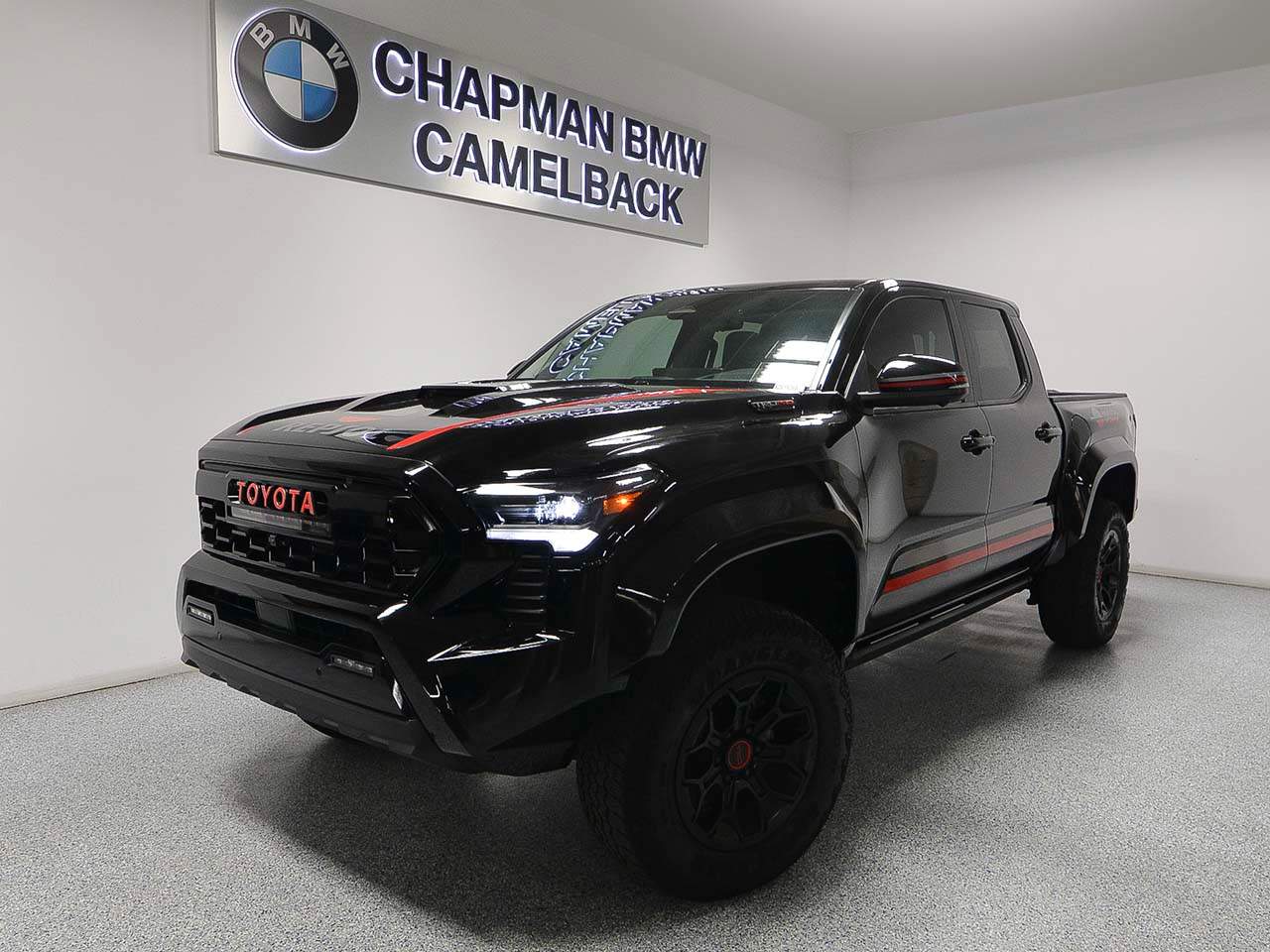 2024 Toyota Tacoma TRD Off-Road HV Crew Cab