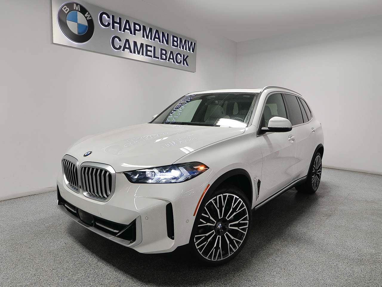 Alpine White 2026 BMW X5 xDrive40i SUV / Crossover All-Wheel Drive
