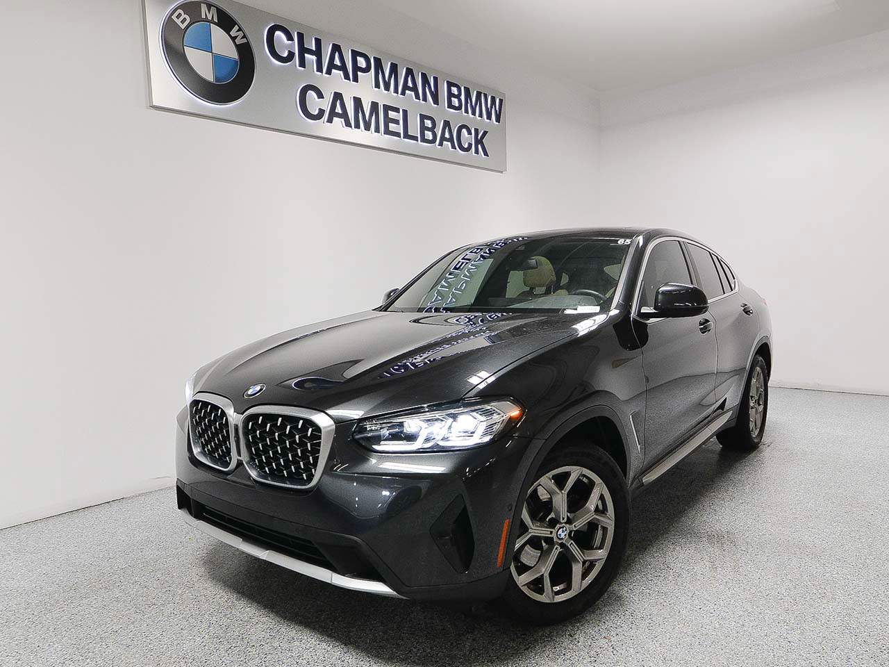 2025 BMW X4 xDrive30i