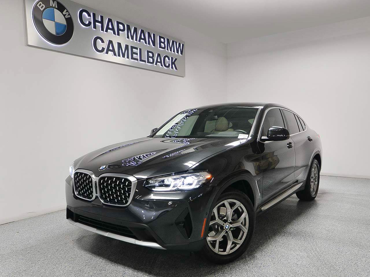2025 BMW X4 xDrive30i