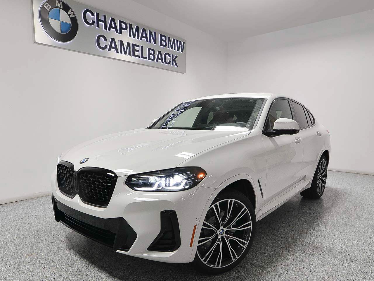 2025 BMW X4 xDrive30i