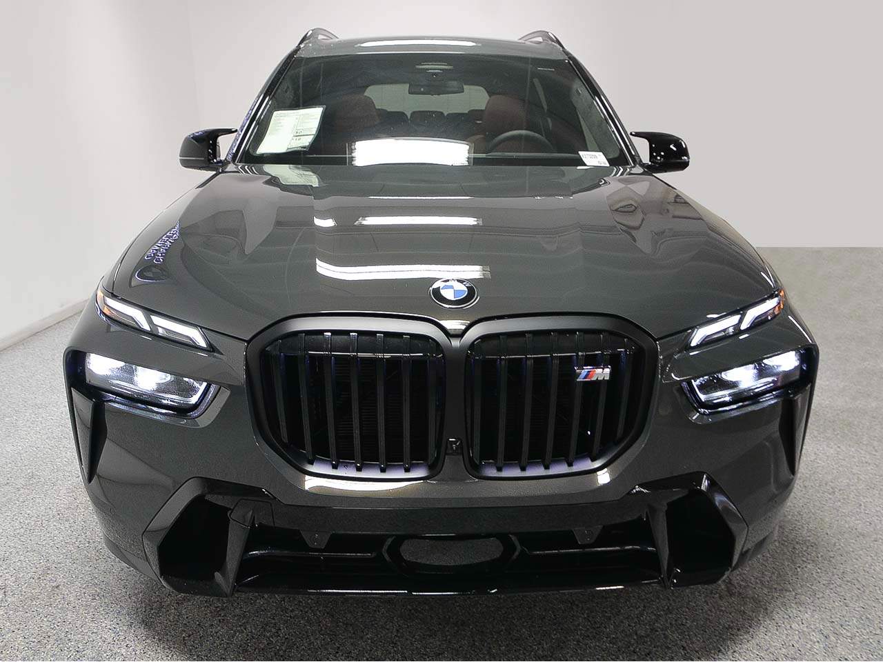 2027 BMW X7 M60i