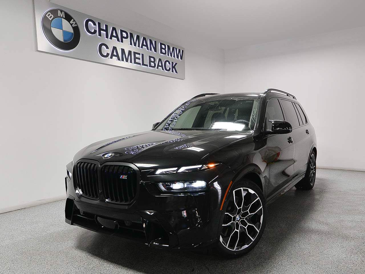 2027 BMW X7 M60i