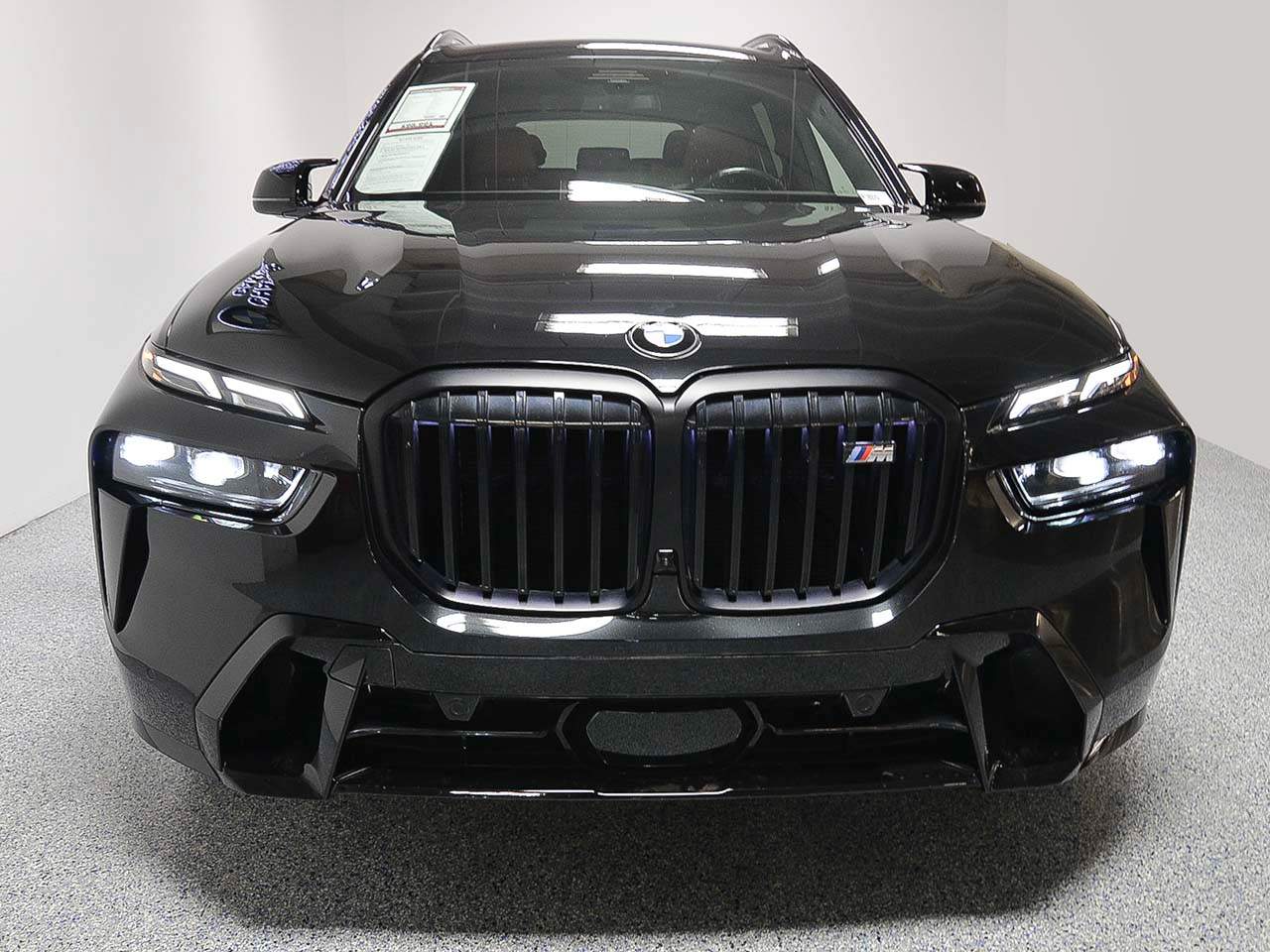 2024 BMW X7 M60i