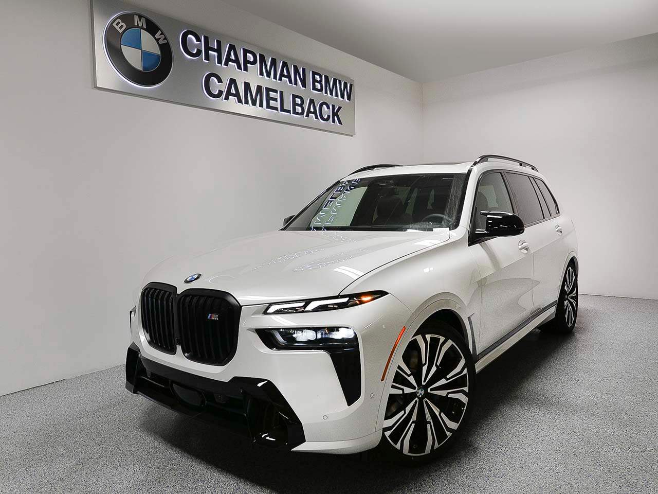 2025 BMW X7 M60i