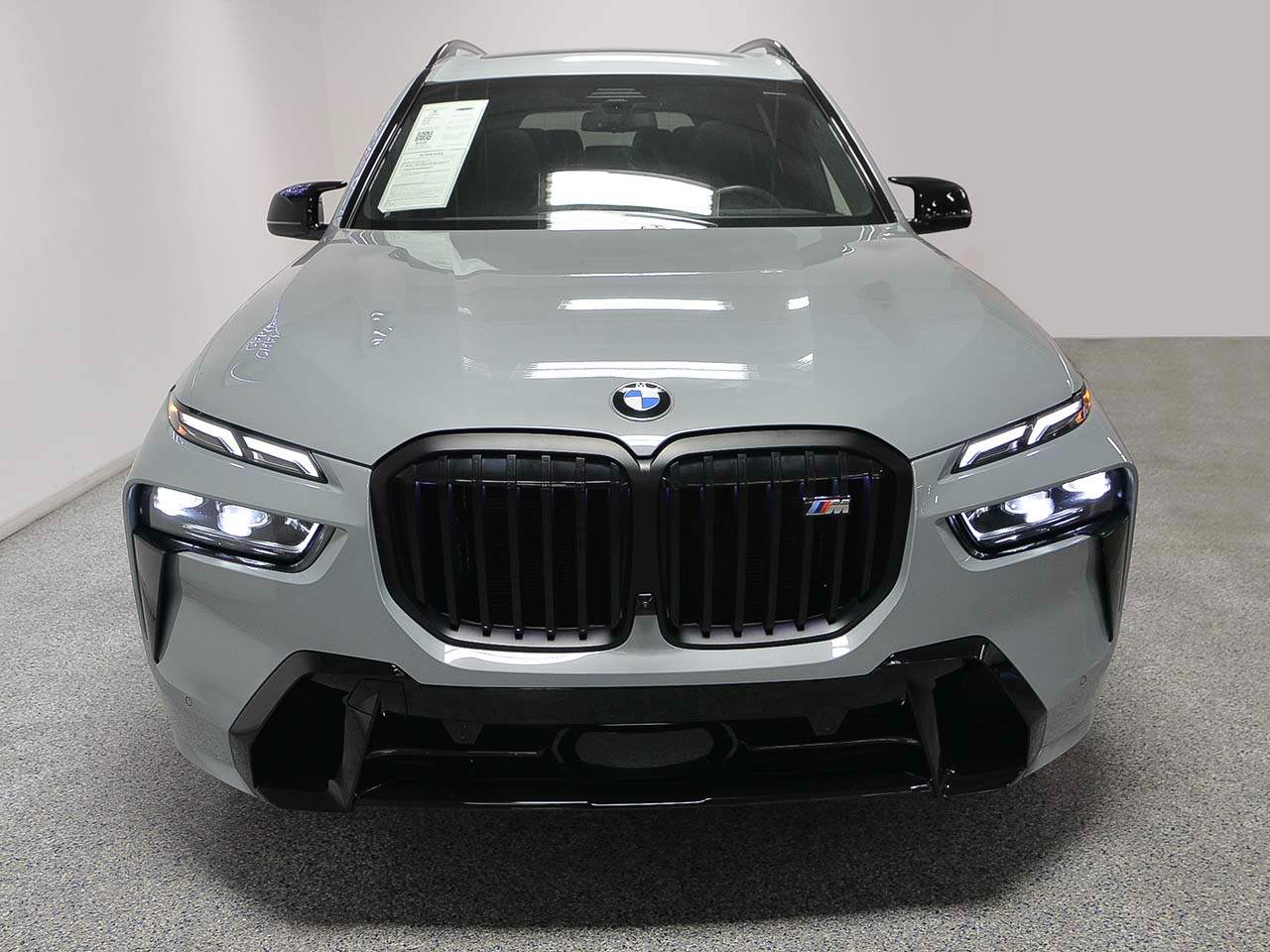 2026 BMW X7 M60i