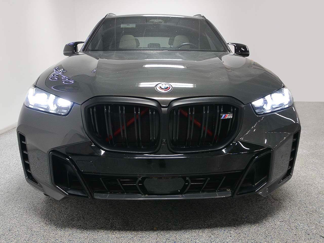 2024 BMW X5 M60i