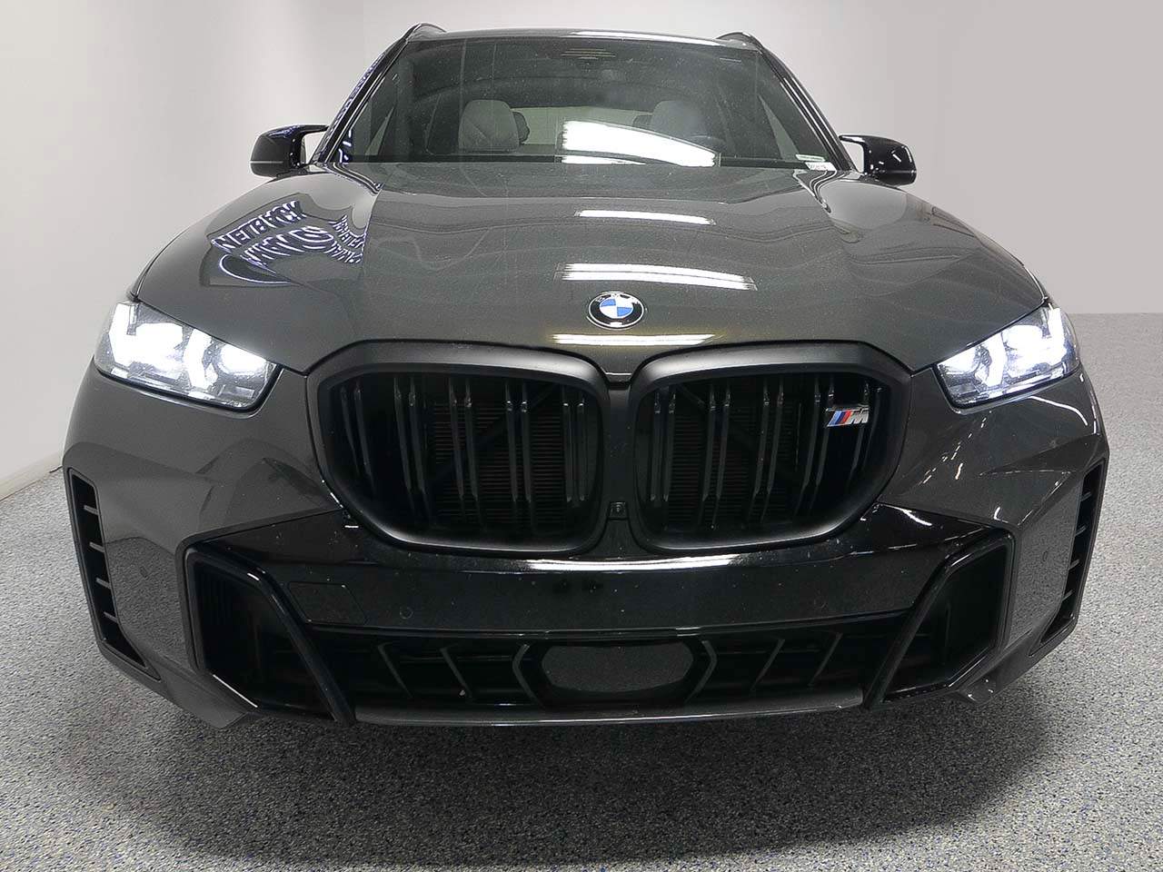 2025 BMW X5 M60i