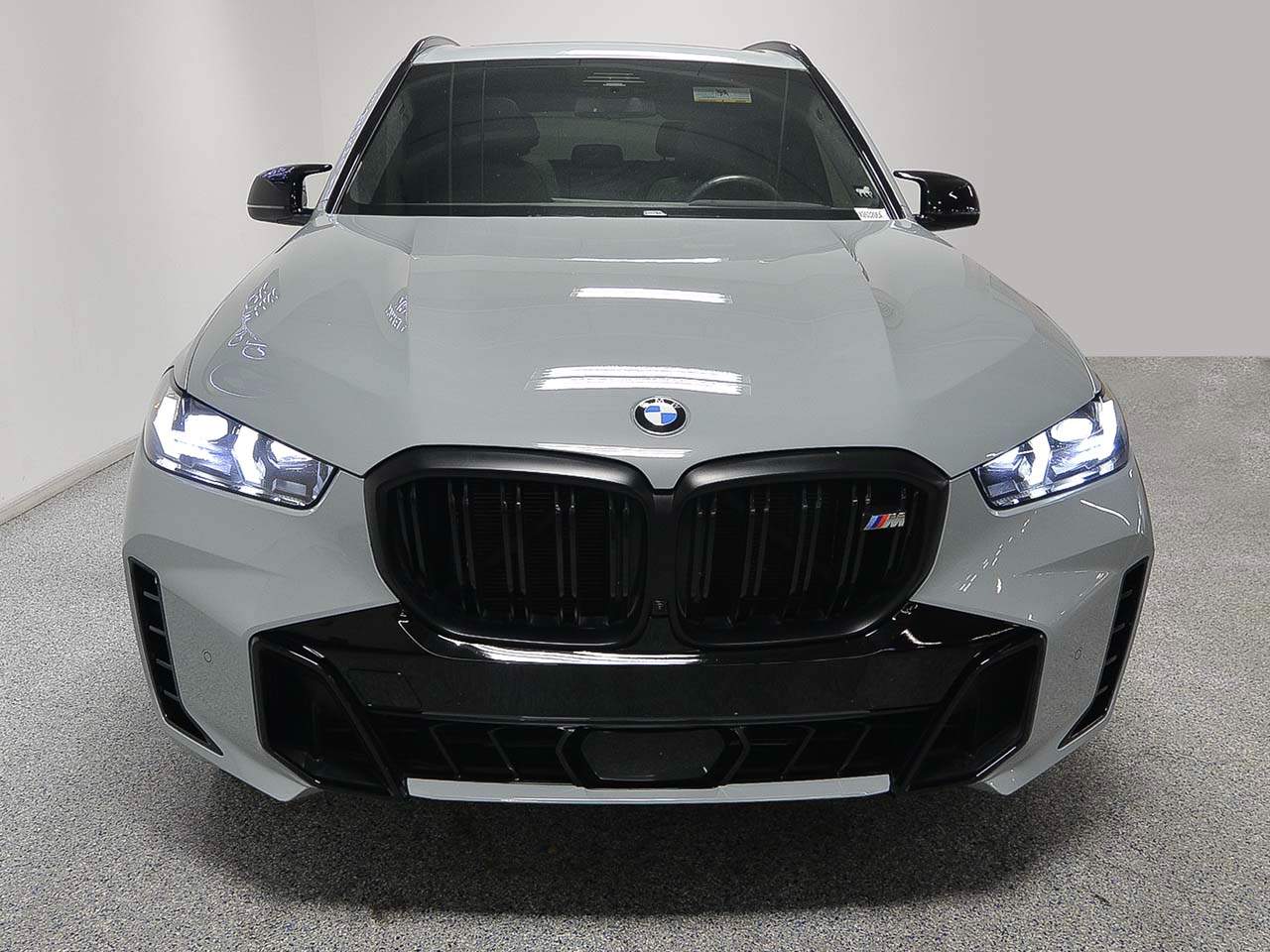 2024 BMW X5 M60i