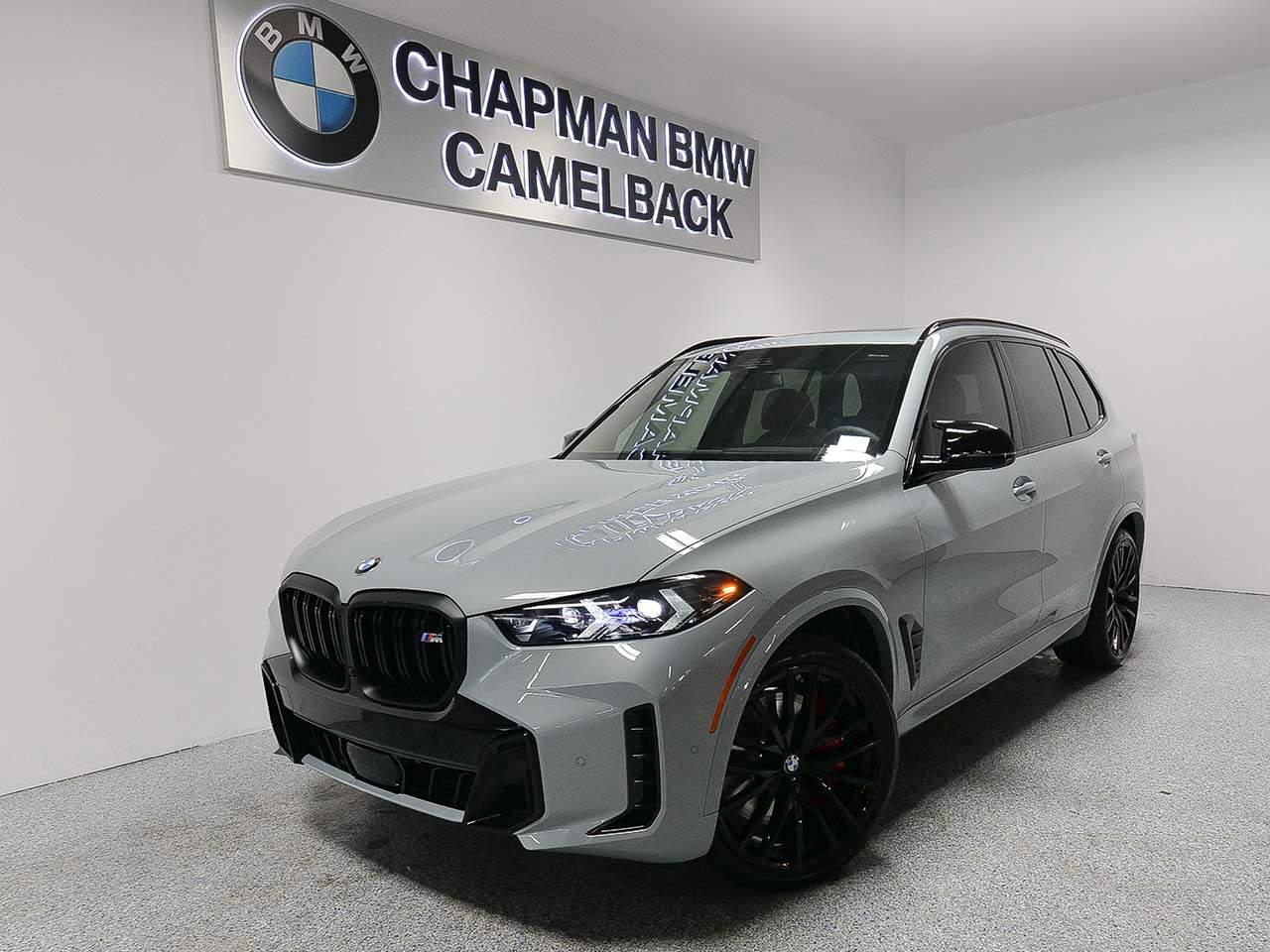 2025 BMW X5 M60i