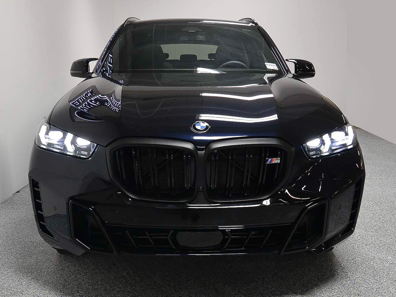 2025 BMW X5 M60i