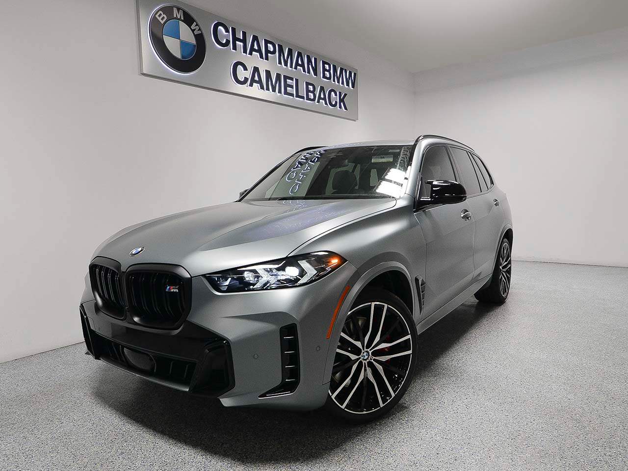 2025 BMW X5 M60i