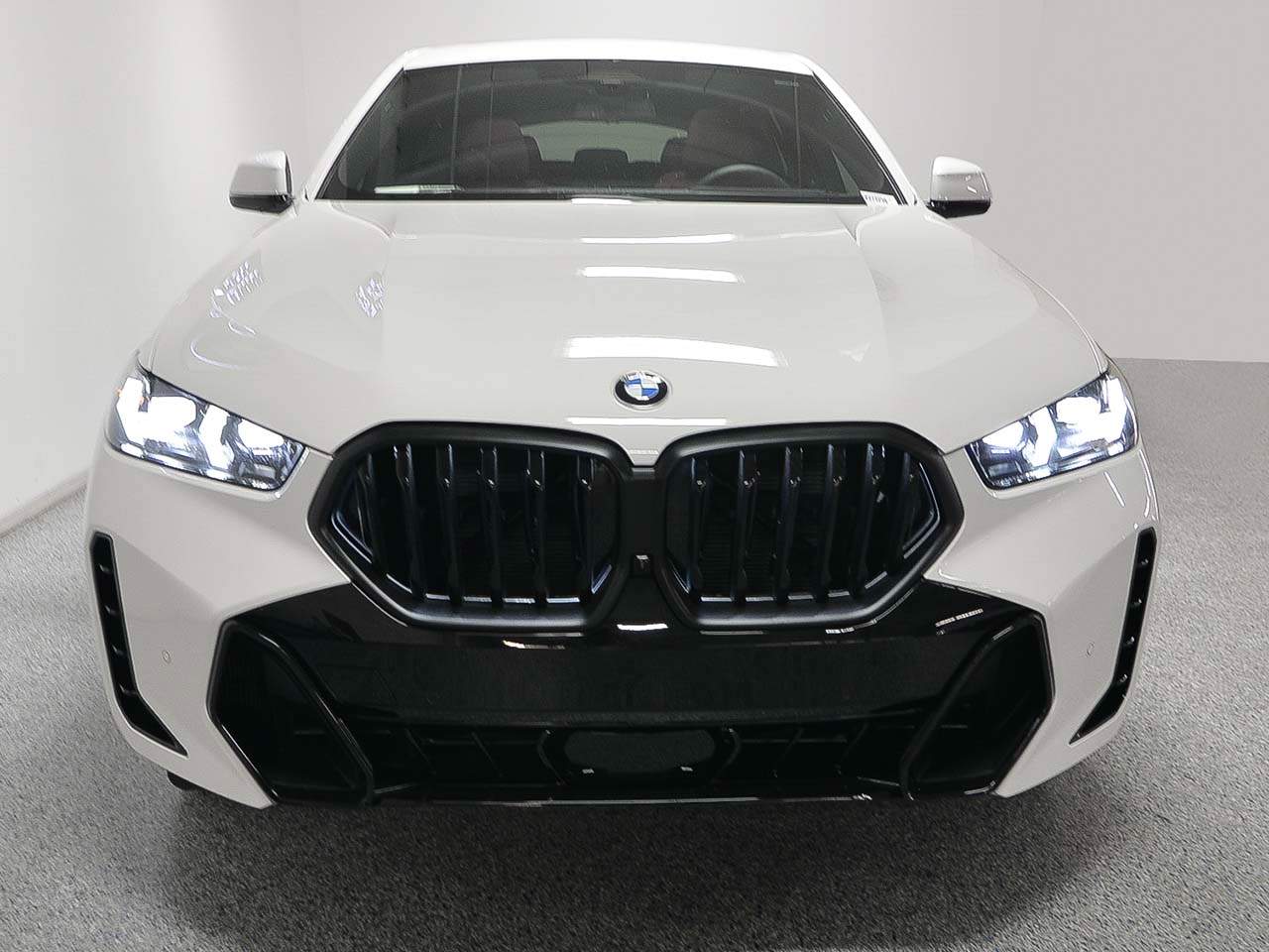 2027 BMW X6 xDrive40i