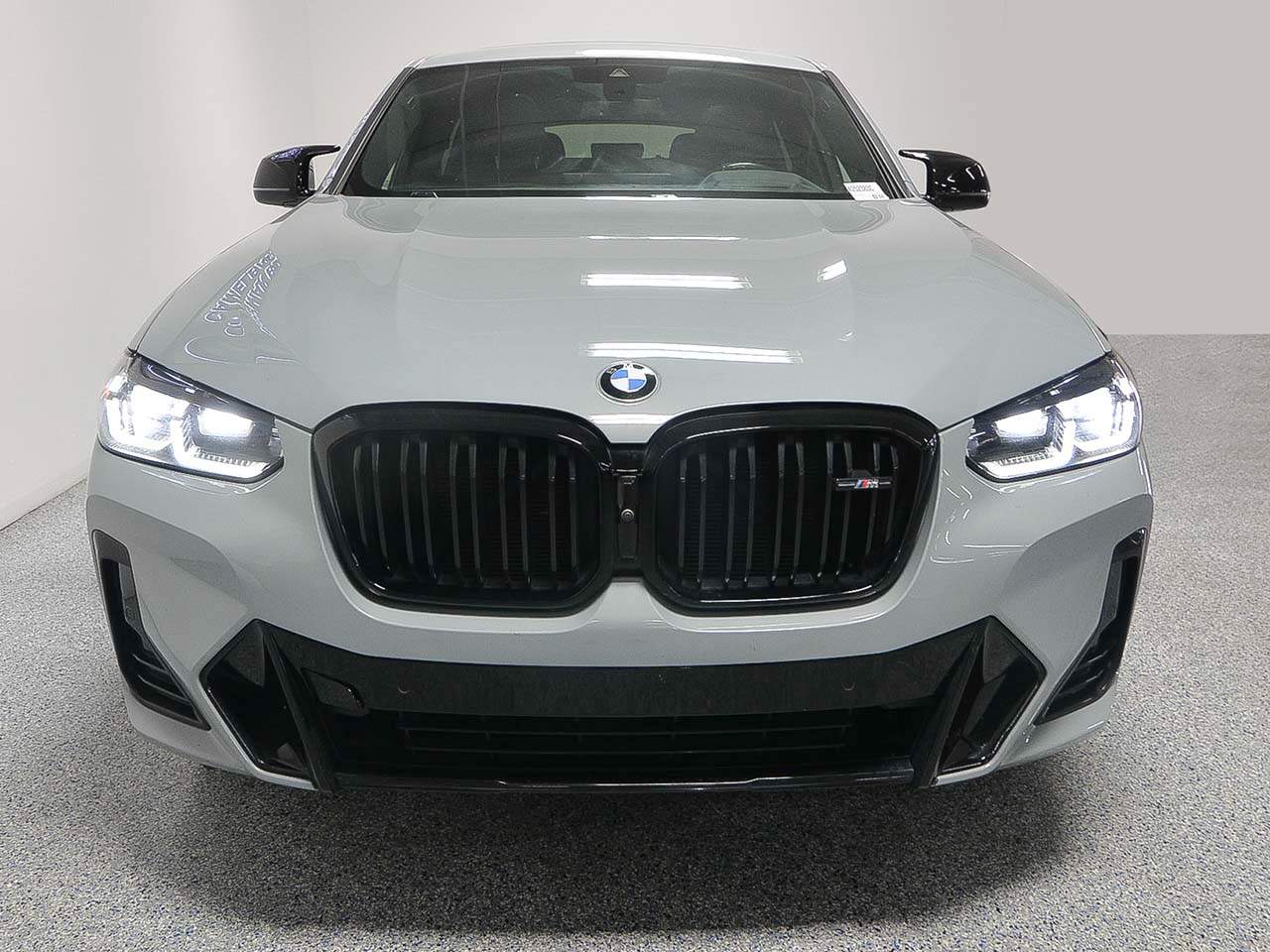 2023 BMW X4 M40i
