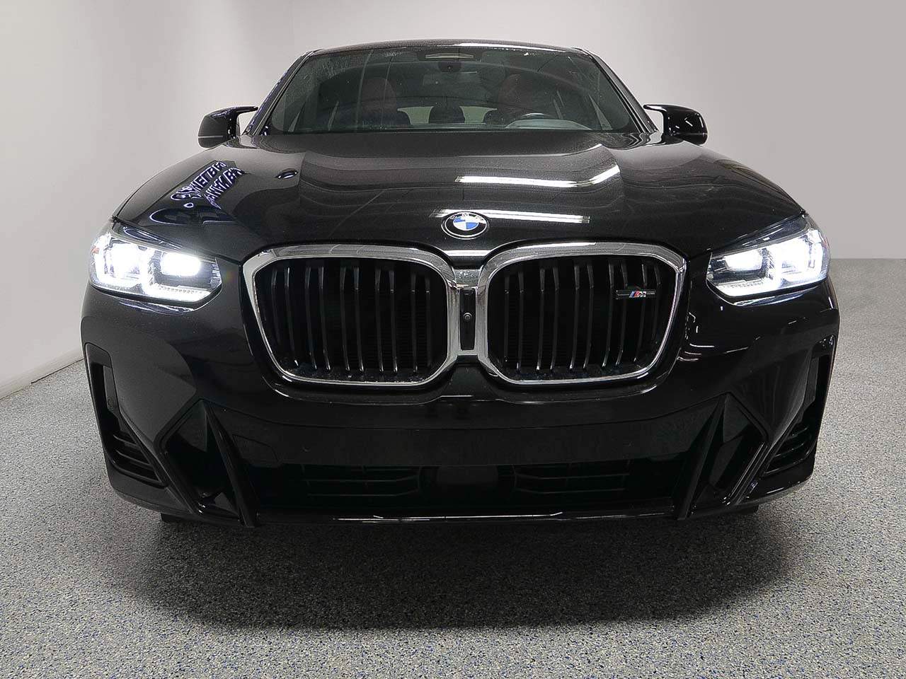 2023 BMW X4 M40i