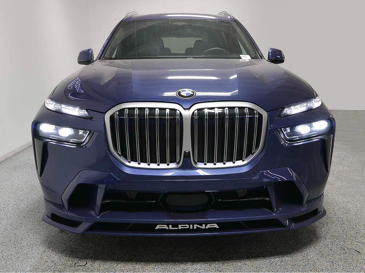 2026 BMW X7 ALPINA XB7