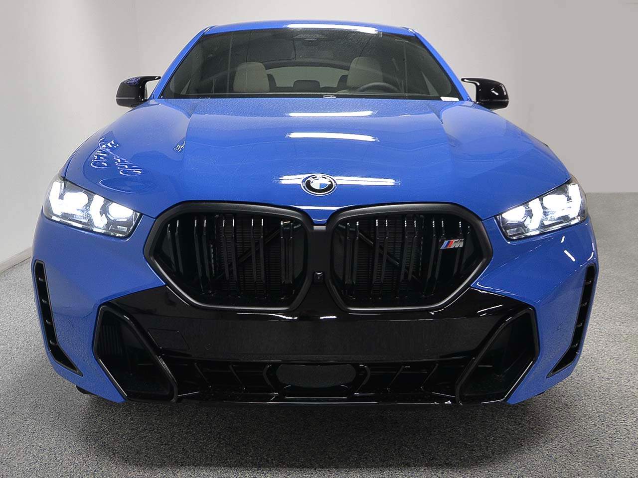 2027 BMW X6 M60i