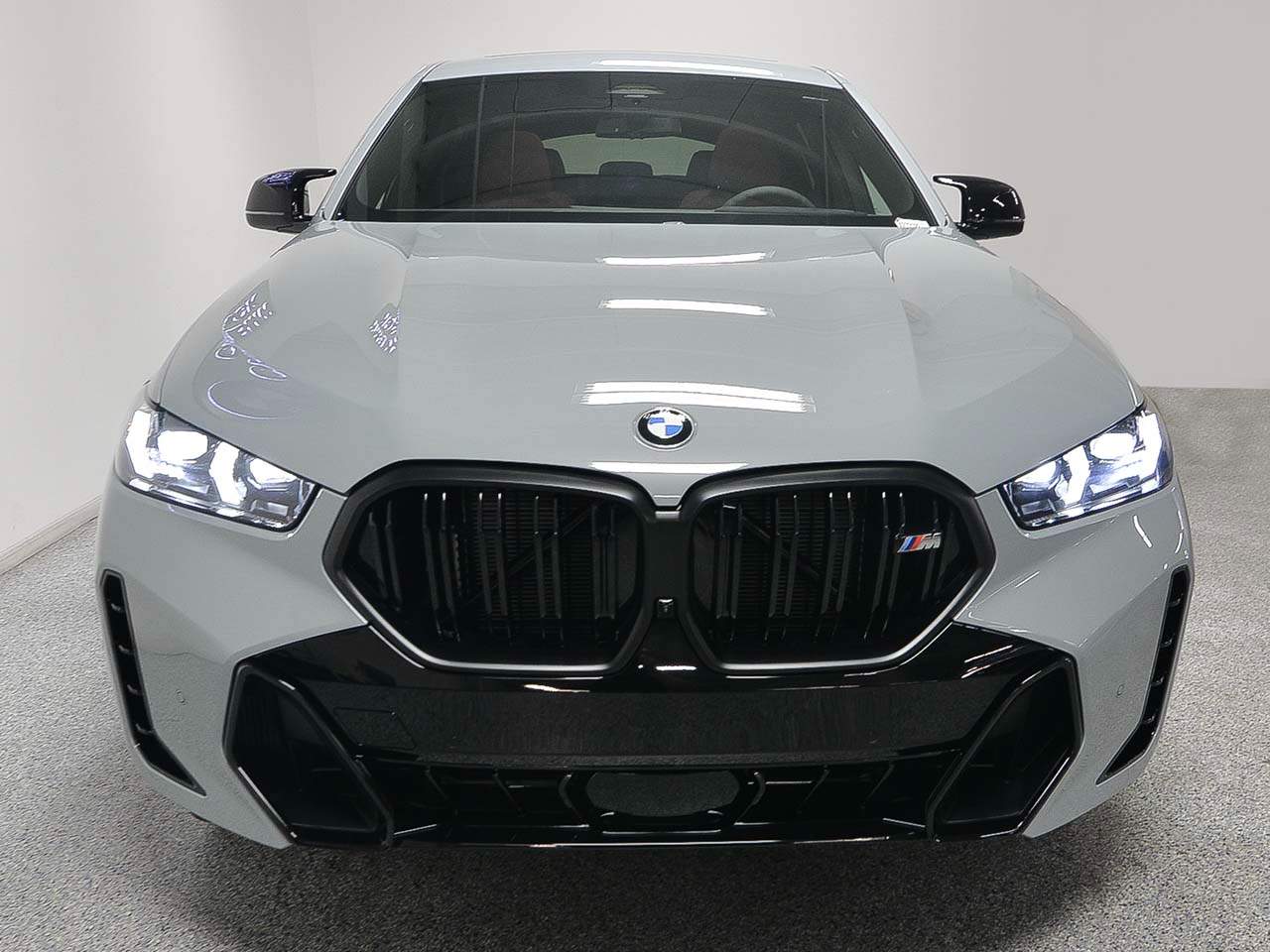 2027 BMW X6 M60i