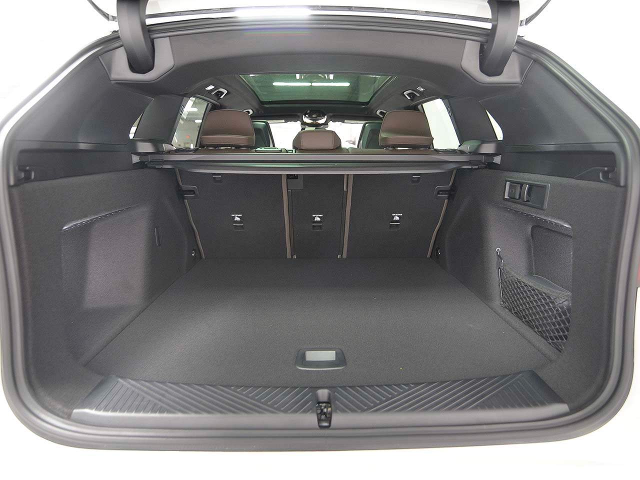 2025 BMW X3 30 - Photo 11