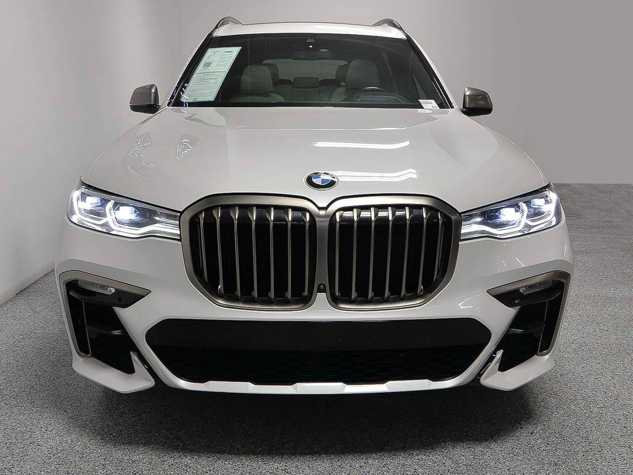 2021 BMW X7 M50i