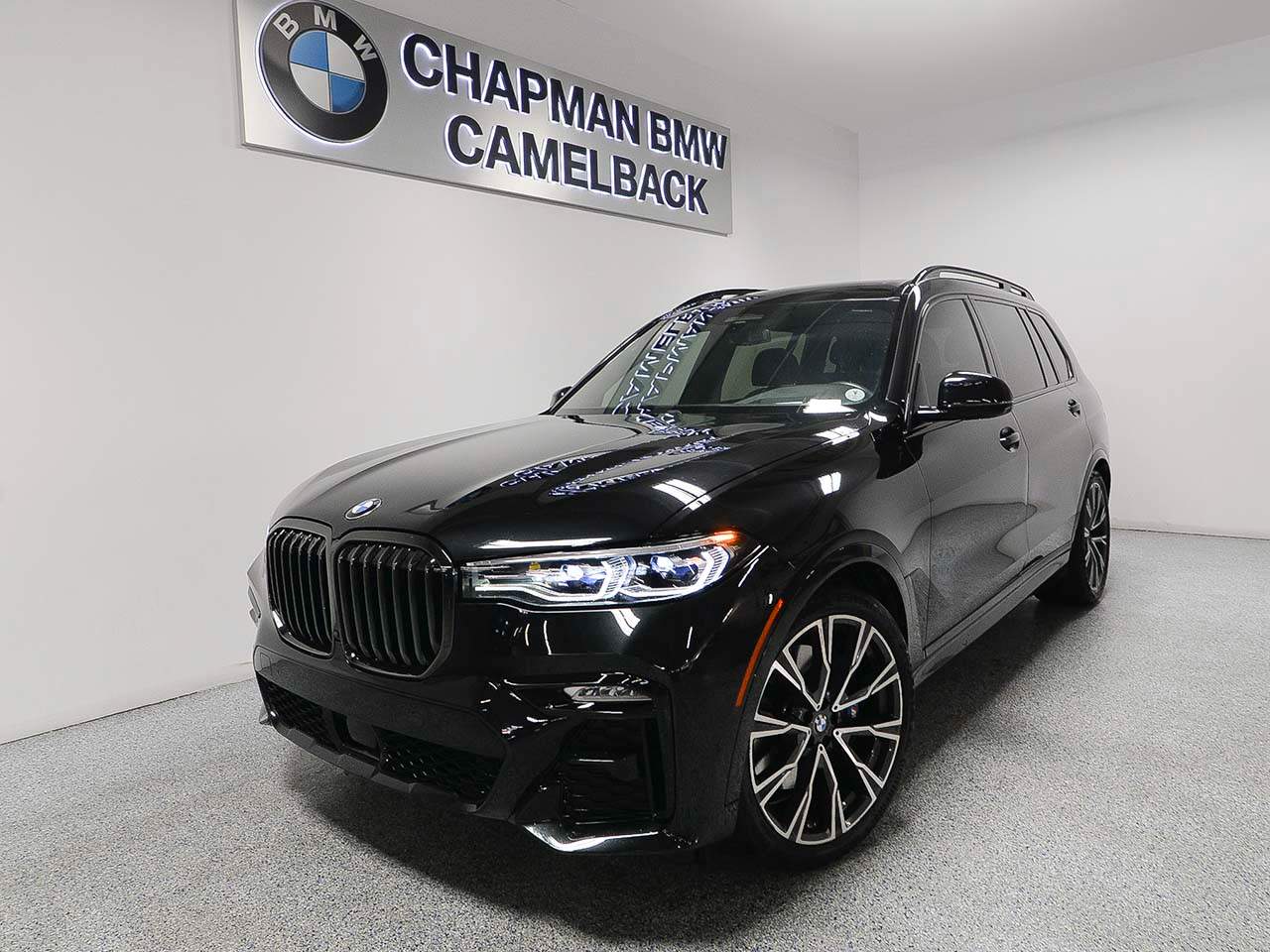 2022 BMW X7 M50i