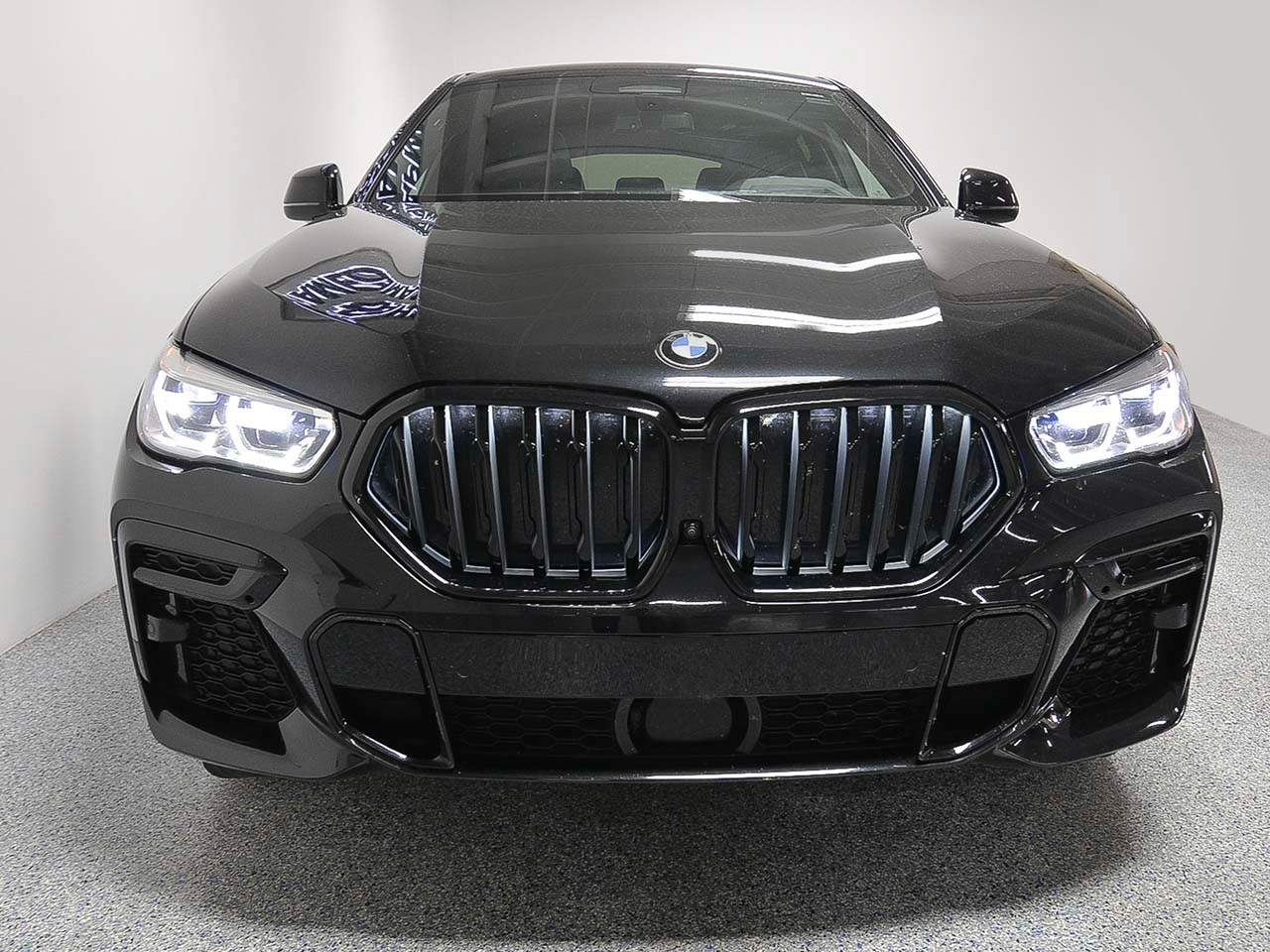 2022 BMW X6 xDrive40i