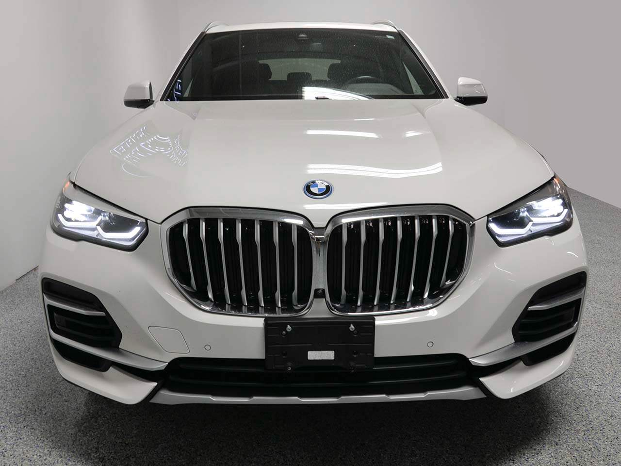 2023 BMW X5 xDrive45e