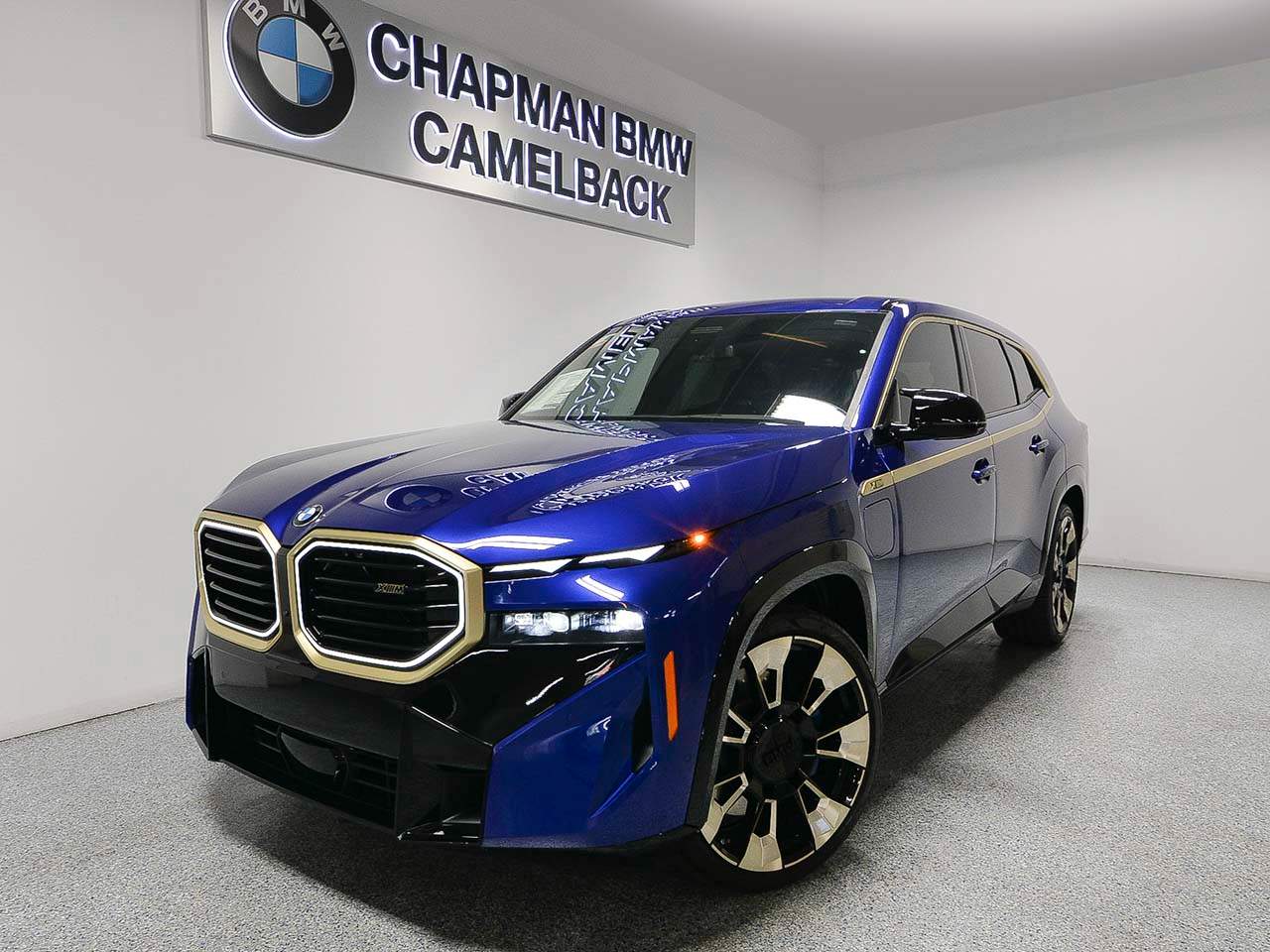 2025 BMW XM