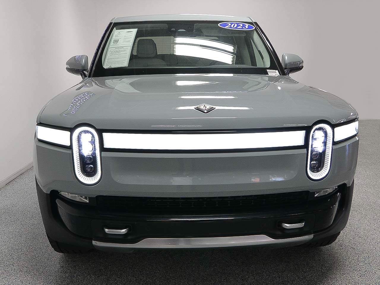 Used 2023 Rivian R1T Adventure with VIN 7FCTGAAA1PN022487 for sale in Phoenix, AZ