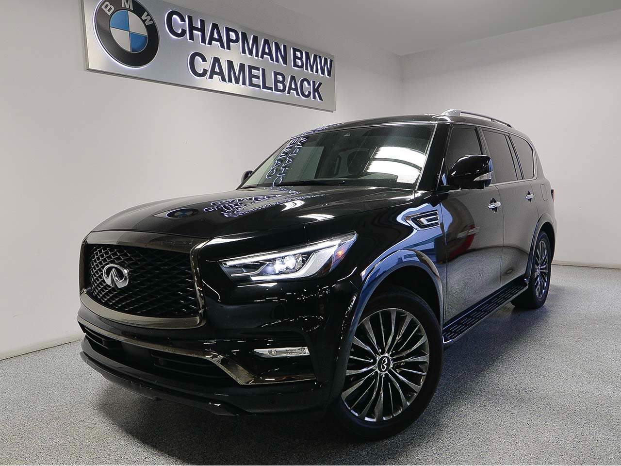 2021 INFINITI QX80 Premium Select