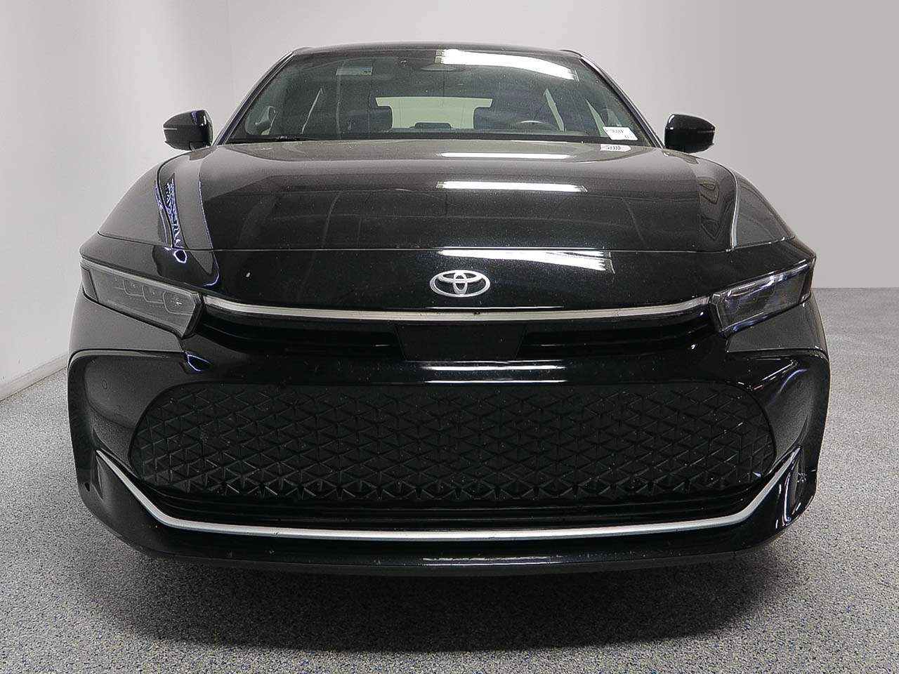 2024 Toyota Crown Platinum
