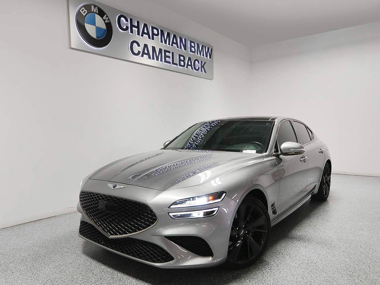 2023 Genesis G70 3.3T Standard