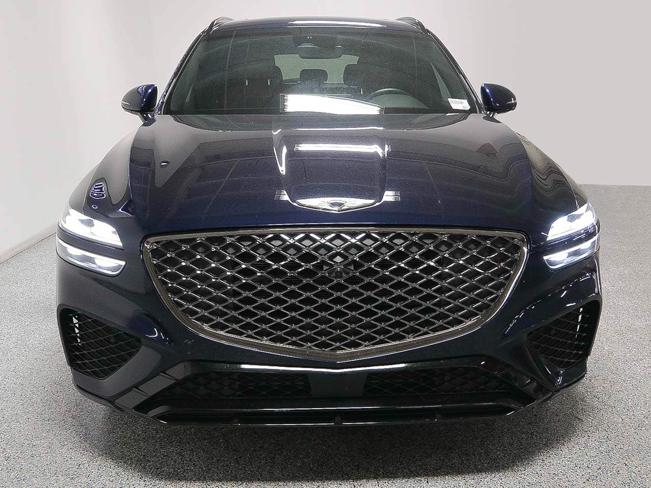 2023 Genesis GV70 2.5T Standard